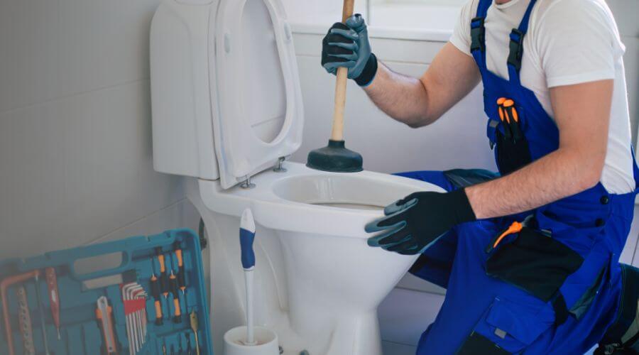 Professional emergency plumbing in Hubertus, WI